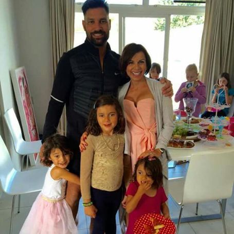 Manu Bennett with Karin and his children
